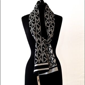 Michael Kors scarf